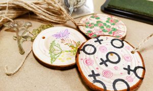 CLAUER FUSTA TALLER VIOLETA